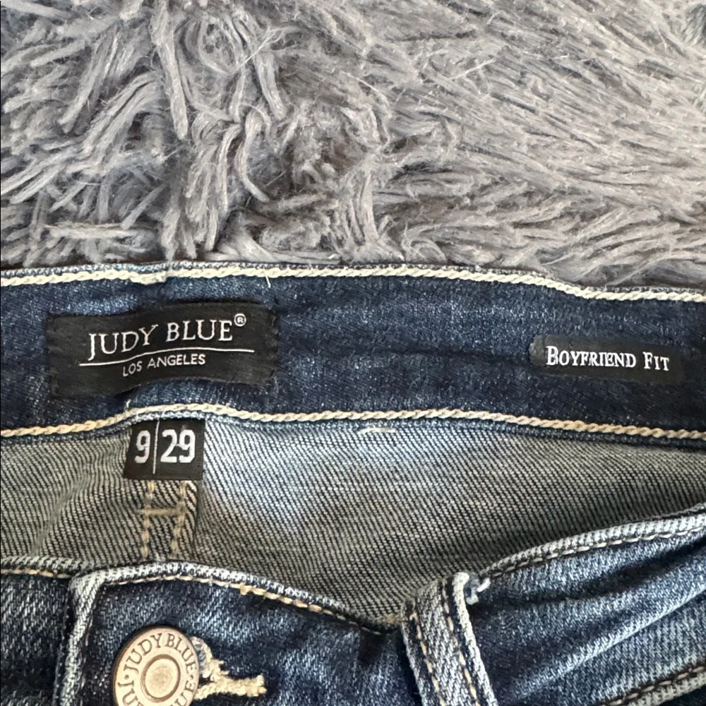 Judy Blue Blue Washed Boyfriend Jeans - Picture 2 of 3
